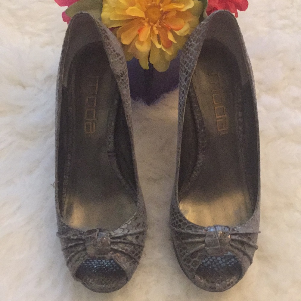 Moda Heels 6 - Picture 3 of 7